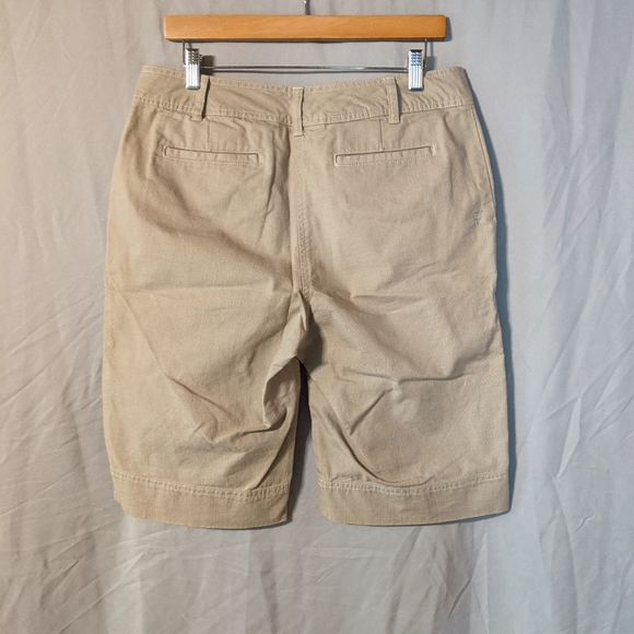 Shorts - Picture 2 of 4